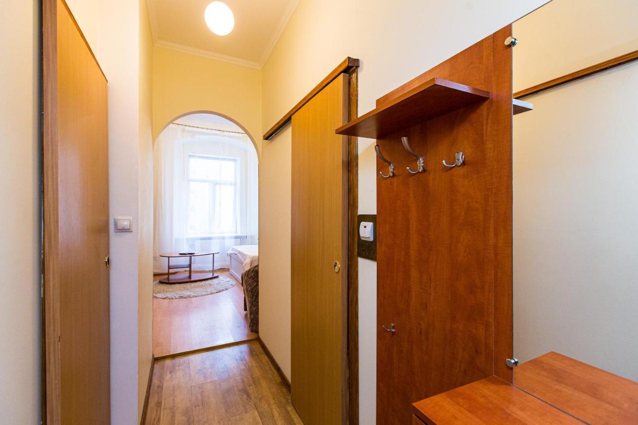 Біля Дзиги Сучасна Квартира На Вулиці Вірменській 35 Lviv Exterior photo